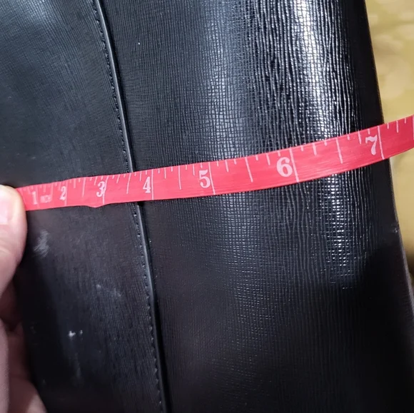 Black & White Faux Leather Lined Tote Bag - Picture 3 of 8